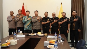 Jajaran Dirbinmas Polda Jatim bersama Pengprov Senkom Jawa Timur