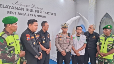 antisipasi-puncak-arus-mudik-senkom-jatim-siagakan-personel-di-ngawi